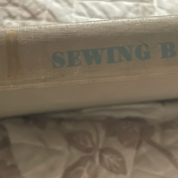 Singer sewing machine Reference sewing; 1957 - Picture 6 of 10